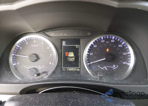 2019 Toyota Highlander Le из США, поврежденный, VIN 5TDBZRFH8KS739004